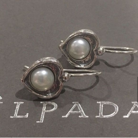 SILPADA ‘Forever Fearless’ Sterling Silver 925 Heart Shaped Pearl Drop Earrings - Picture 8 of 8